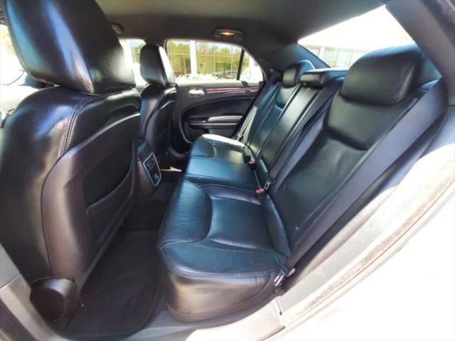 2012 Chrysler 300 Limited