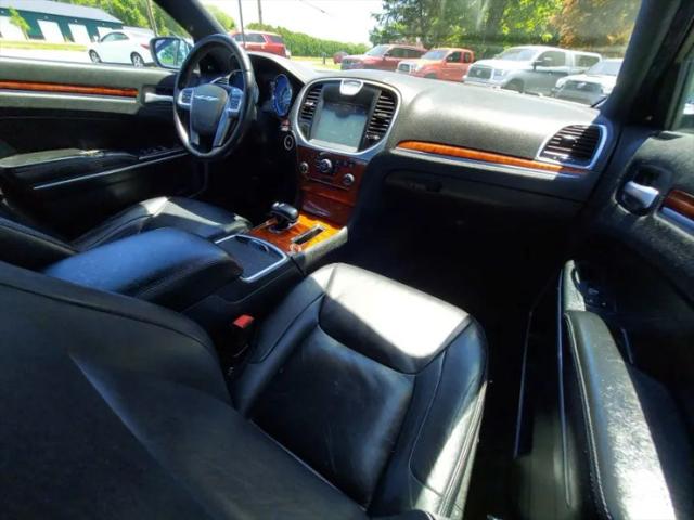 2012 Chrysler 300 Limited