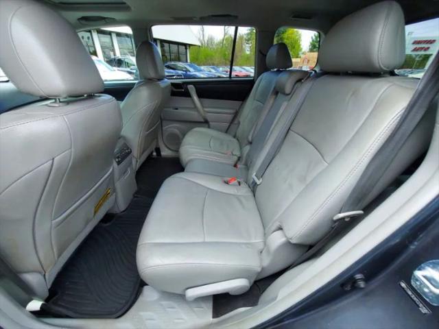 2012 Toyota Highlander SE V6