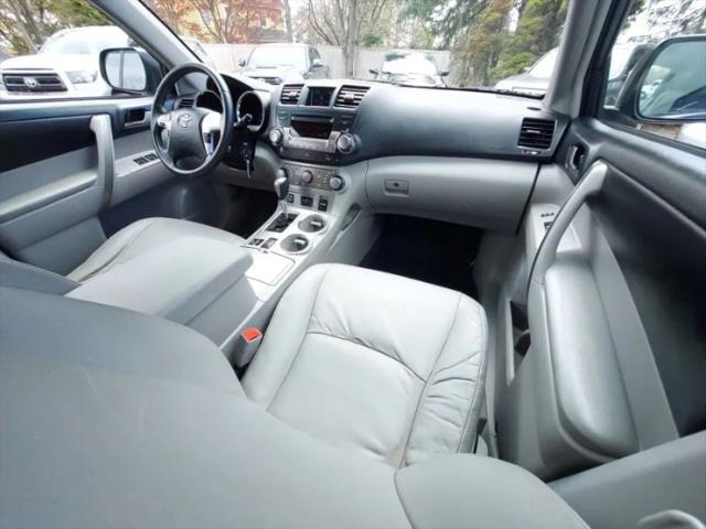 2012 Toyota Highlander SE V6