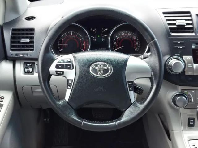 2012 Toyota Highlander SE V6