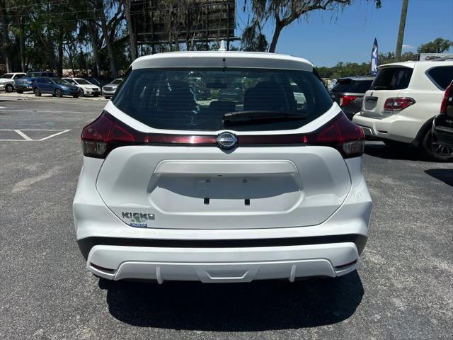2021 Nissan Kicks S Xtronic CVT