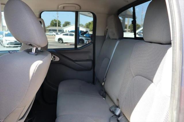 2020 Nissan Frontier Crew Cab SV 4x2