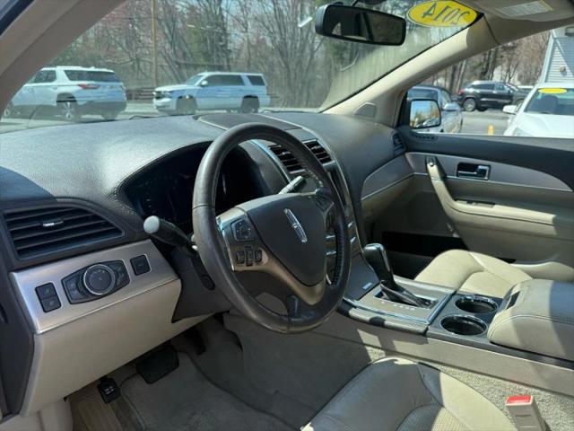 2014 Lincoln MKX Base