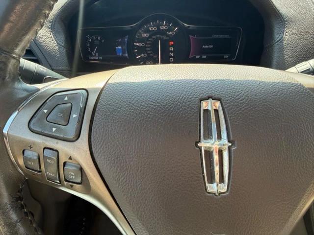 2014 Lincoln MKX Base