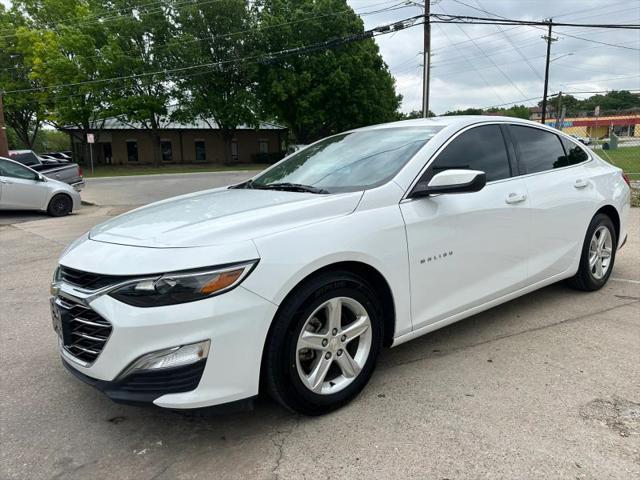 2022 Chevrolet Malibu FWD 1FL