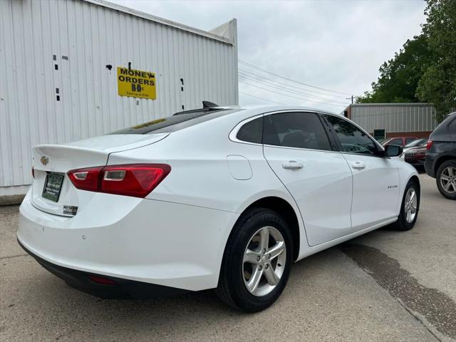 2022 Chevrolet Malibu FWD 1FL