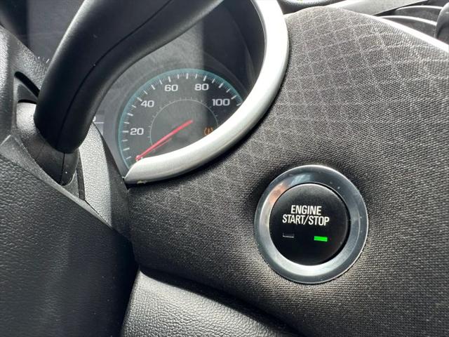 2022 Chevrolet Malibu FWD 1FL