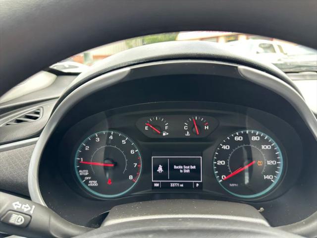 2022 Chevrolet Malibu FWD 1FL