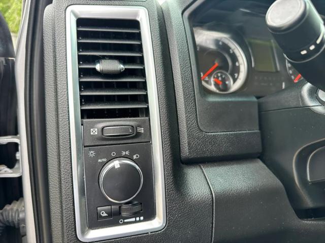 2021 Ram 1500 SLT Crew Cab 4x4 5'7" Box