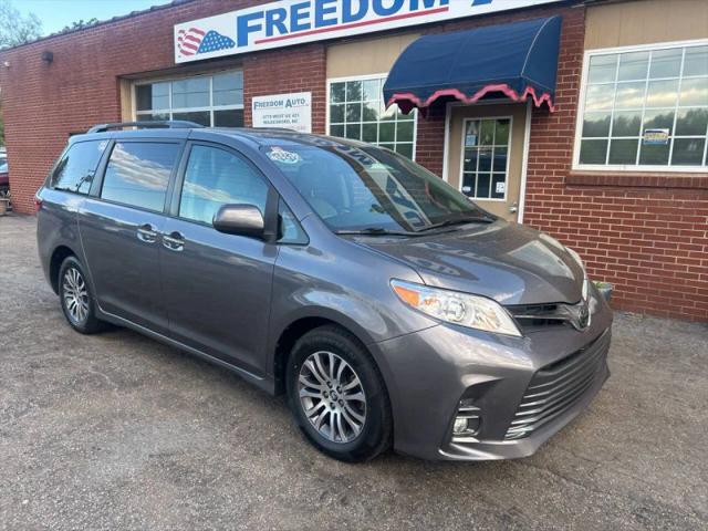2020 Toyota Sienna XLE Premium