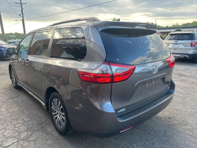 2020 Toyota Sienna XLE Premium
