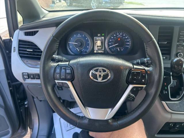 2020 Toyota Sienna XLE Premium