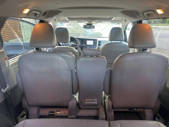 2020 Toyota Sienna XLE Premium