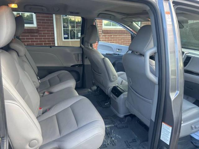 2020 Toyota Sienna XLE Premium