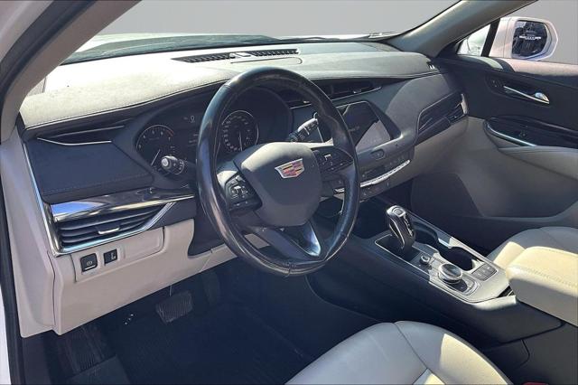 2019 Cadillac XT4 Luxury