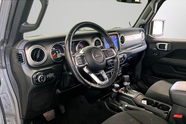 2022 Jeep Gladiator Overland