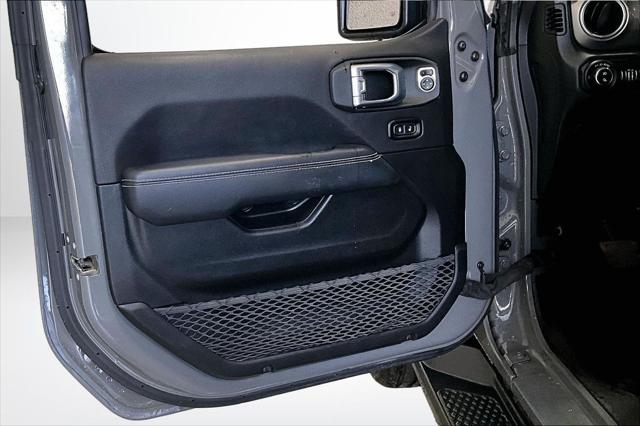 2022 Jeep Gladiator Overland