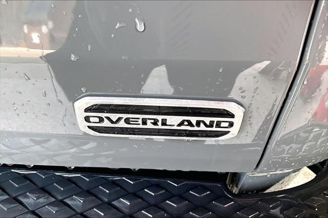 2022 Jeep Gladiator Overland