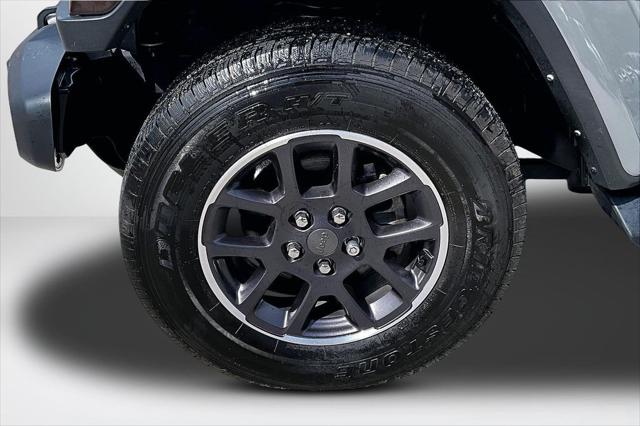 2022 Jeep Gladiator Overland