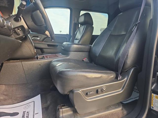 2011 Chevrolet Avalanche LTZ