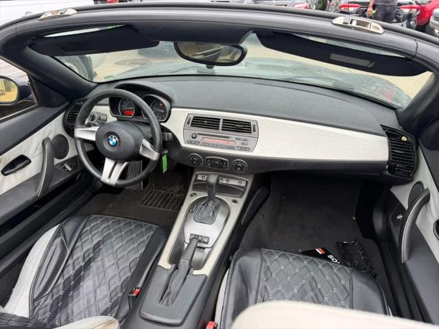 2003 BMW Z4 2.5i
