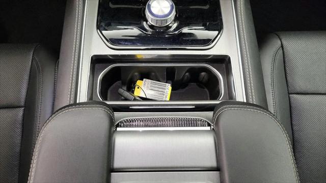 2024 Jeep Wagoneer Series II Carbide 4x2