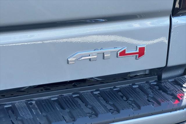 2026 GMC Sierra 1500 Crew Cab, Standard Bed, AT4, 4WD