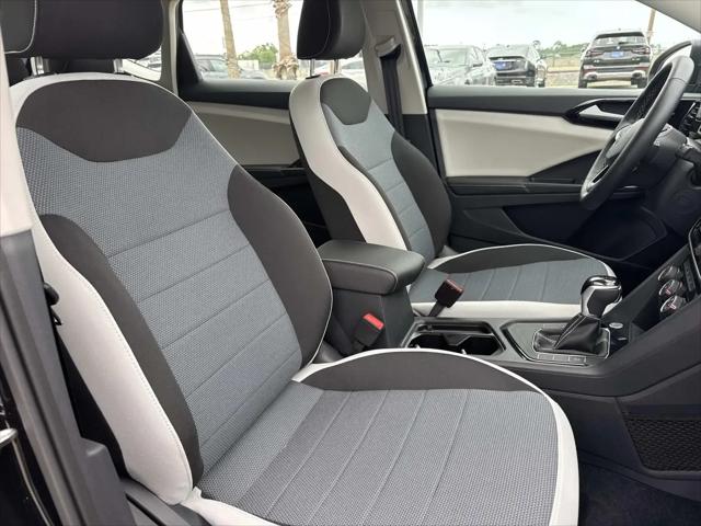 2025 Volkswagen Taos 1.5T S