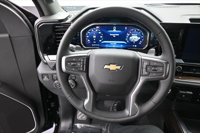 2026 Chevrolet Silverado 1500 4WD Crew Cab Standard Bed LT