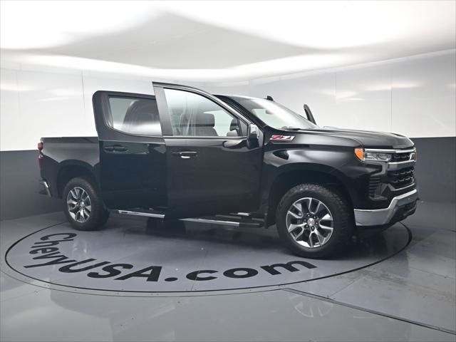 2026 Chevrolet Silverado 1500 4WD Crew Cab Standard Bed LT