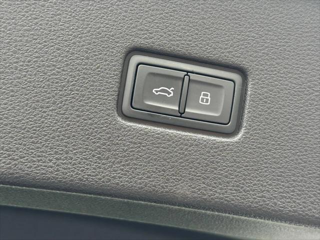 2023 Audi Q8 Premium Plus 55 TFSI quattro Tiptronic