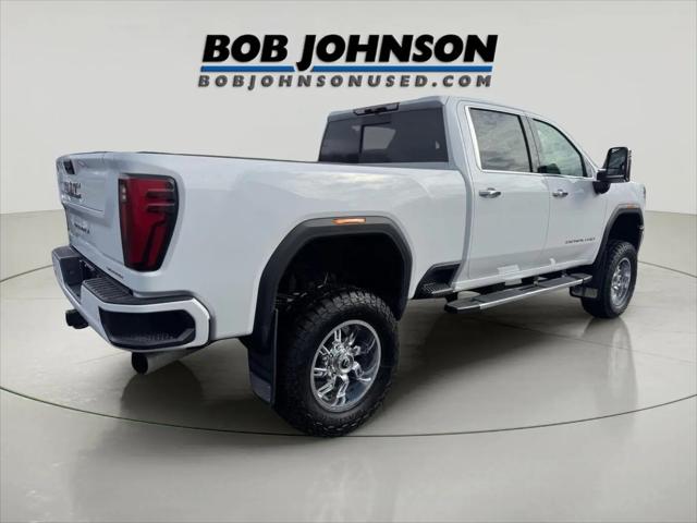 2024 GMC Sierra 3500HD 4WD Crew Cab Standard Bed Denali