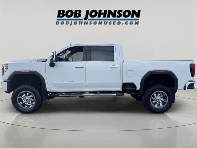 2024 GMC Sierra 3500HD 4WD Crew Cab Standard Bed Denali