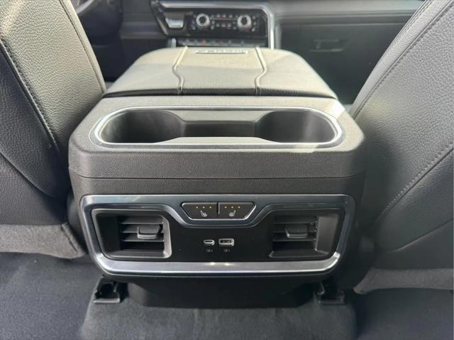 2024 GMC Sierra 3500HD 4WD Crew Cab Standard Bed Denali