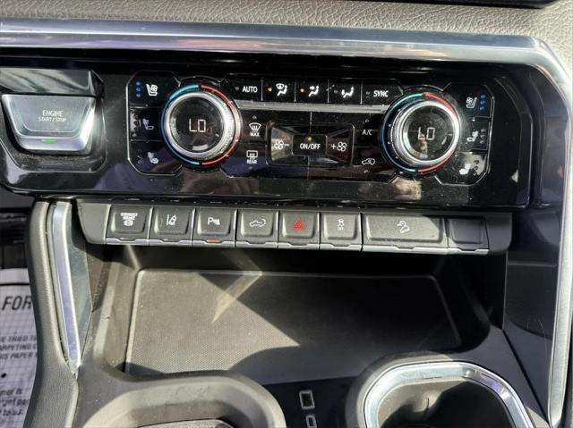 2024 GMC Sierra 3500HD 4WD Crew Cab Standard Bed Denali