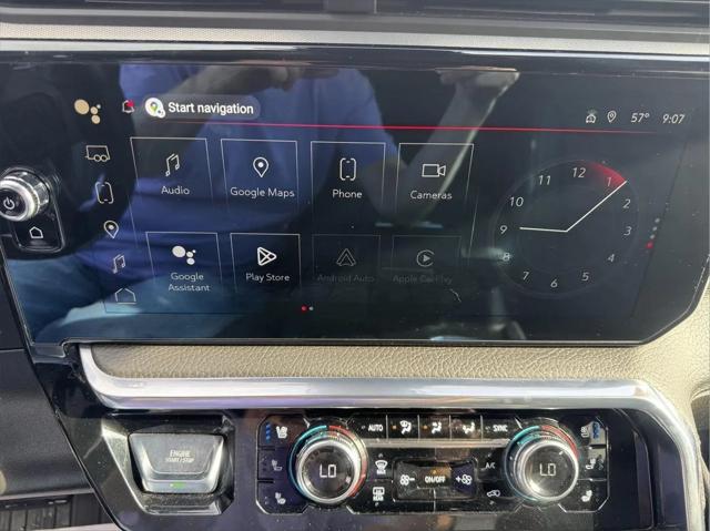 2024 GMC Sierra 3500HD 4WD Crew Cab Standard Bed Denali