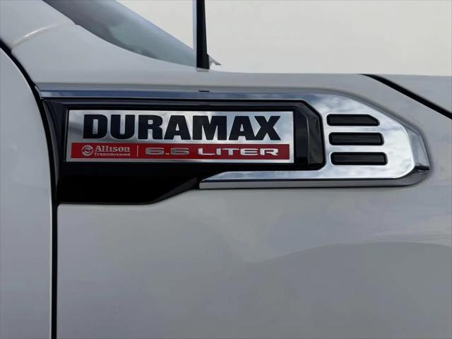 2024 GMC Sierra 3500HD 4WD Crew Cab Standard Bed Denali