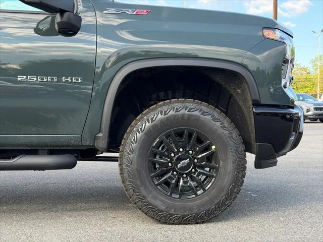 2026 Chevrolet Silverado 2500HD Crew Cab, Standard Bed, XR2, 4WD