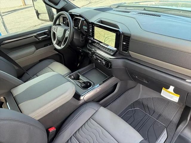 2026 Chevrolet Silverado 2500HD Crew Cab, Standard Bed, XR2, 4WD