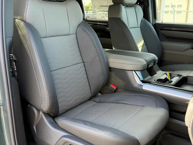 2026 Chevrolet Silverado 2500HD Crew Cab, Standard Bed, XR2, 4WD