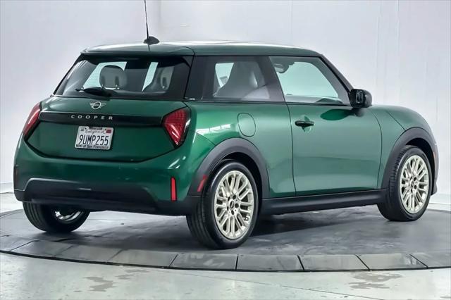 2025 MINI Hardtop Cooper