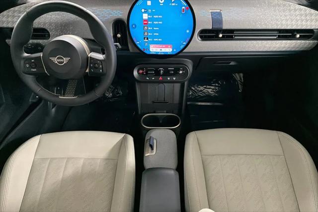 2025 MINI Hardtop Cooper