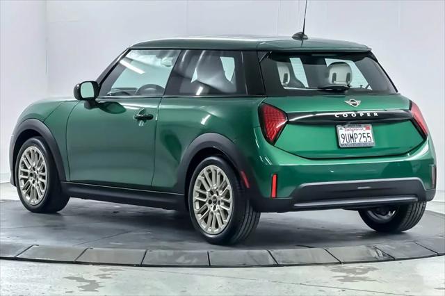 2025 MINI Hardtop Cooper