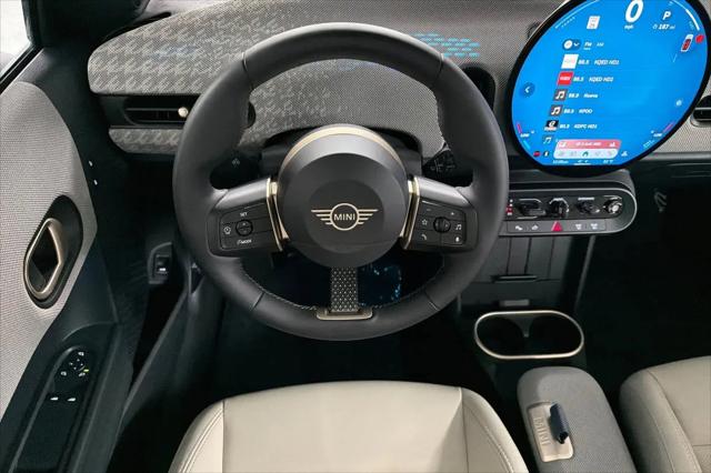 2025 MINI Hardtop Cooper