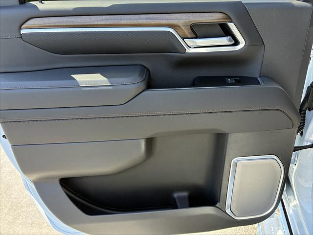 2026 Chevrolet Silverado 2500HD Crew Cab, Standard Bed, High Country, 4WD