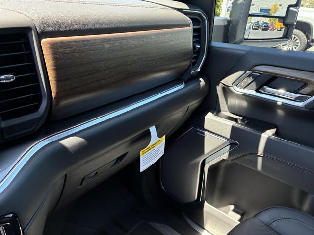 2026 Chevrolet Silverado 2500HD Crew Cab, Standard Bed, High Country, 4WD