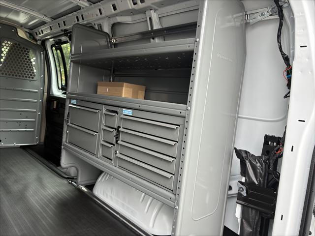 2026 Chevrolet Express Cargo Van 2500 Regular Wheelbase, WT, RWD