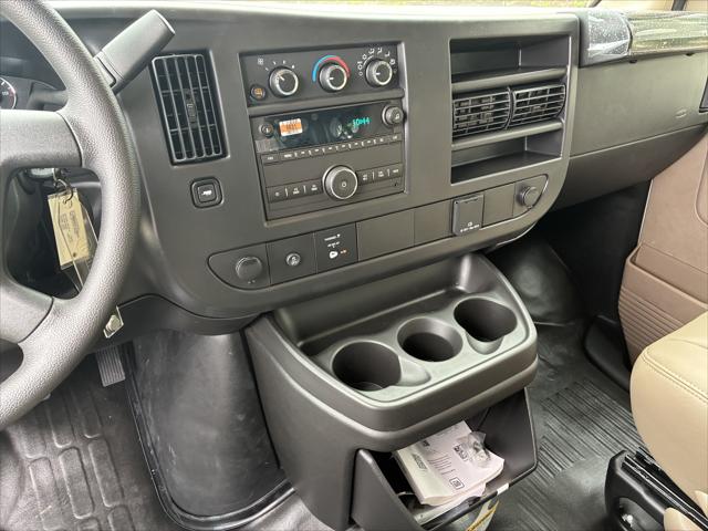 2026 Chevrolet Express Cargo Van 2500 Regular Wheelbase, WT, RWD