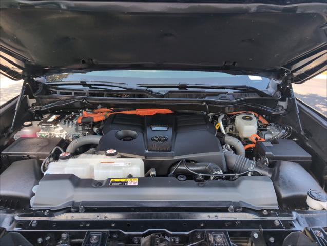 2024 Toyota Sequoia SR5